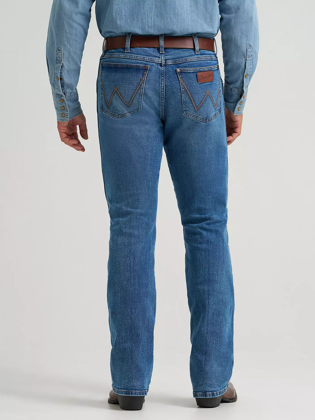 Wrangler Men's Retro Slim Fit  Bootcut Jean