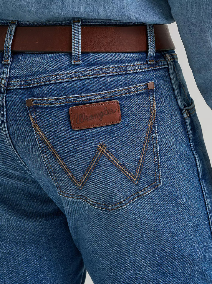 Wrangler Men's Retro Slim Fit  Bootcut Jean