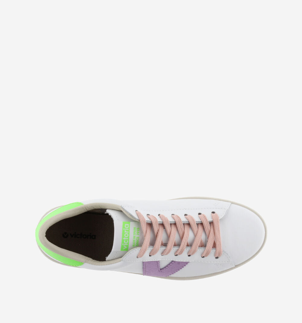 The Victoria Verde Sneaker