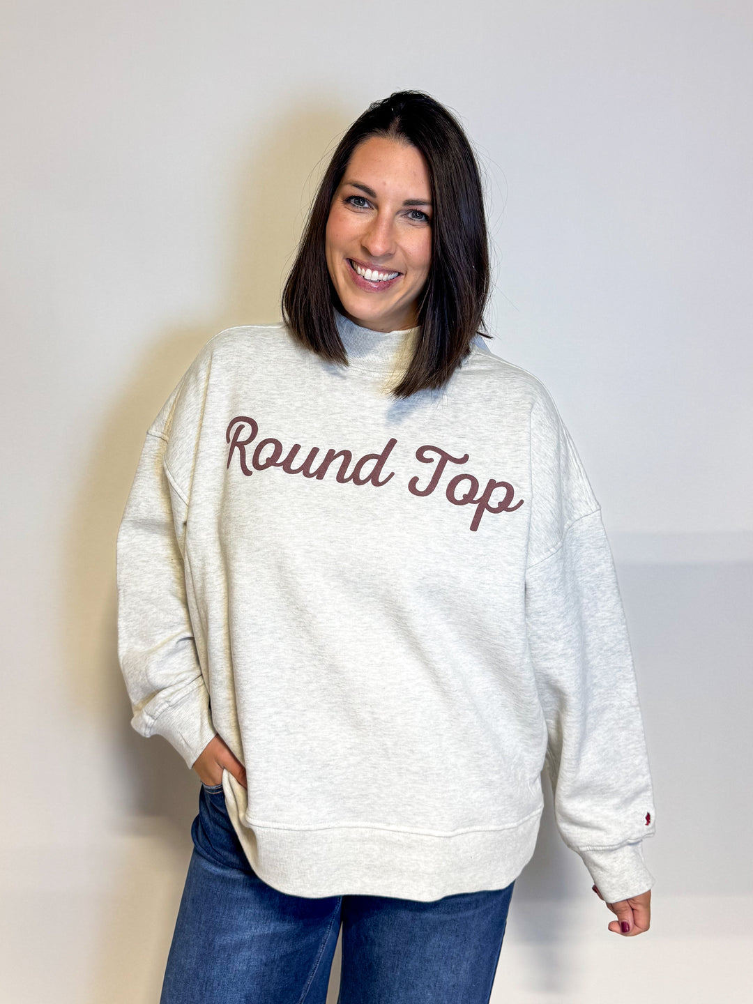 The Round Top Script Mockneck