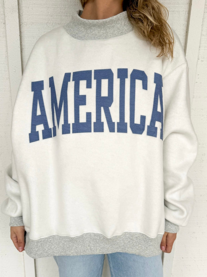 The Vintage USA Sweatshirt