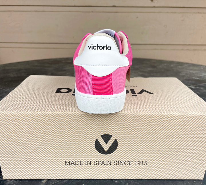 The Victoria Berlin Multi Fucsia Sneaker