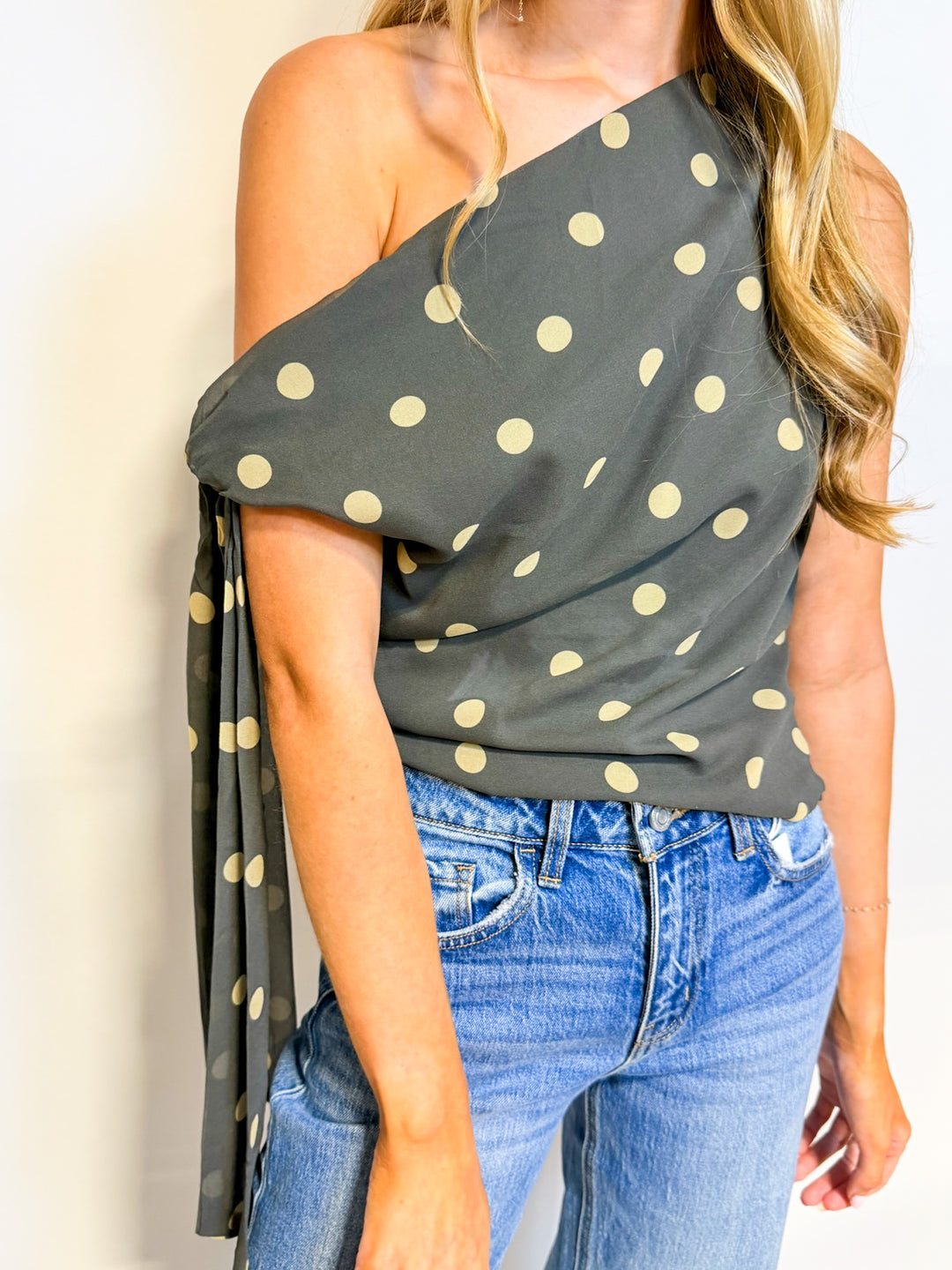 The Celestia Top