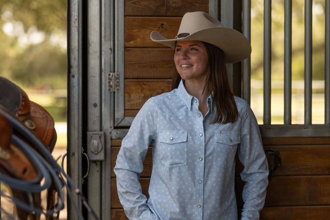 The Ferrell Women's Remi Long Sleeve Pearl Snap Shirt