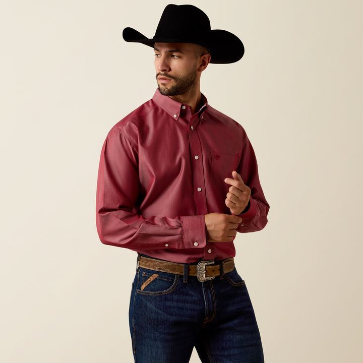 Ariat Men's WF Solid Pinpoint Oxford Classic Shirt