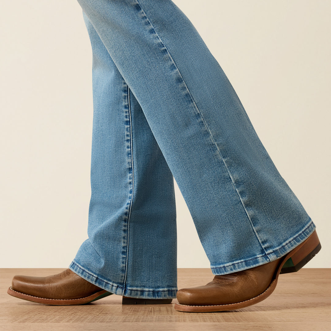 Ariat Women's Revel Vilma Ultrastretch Bootcut Jean
