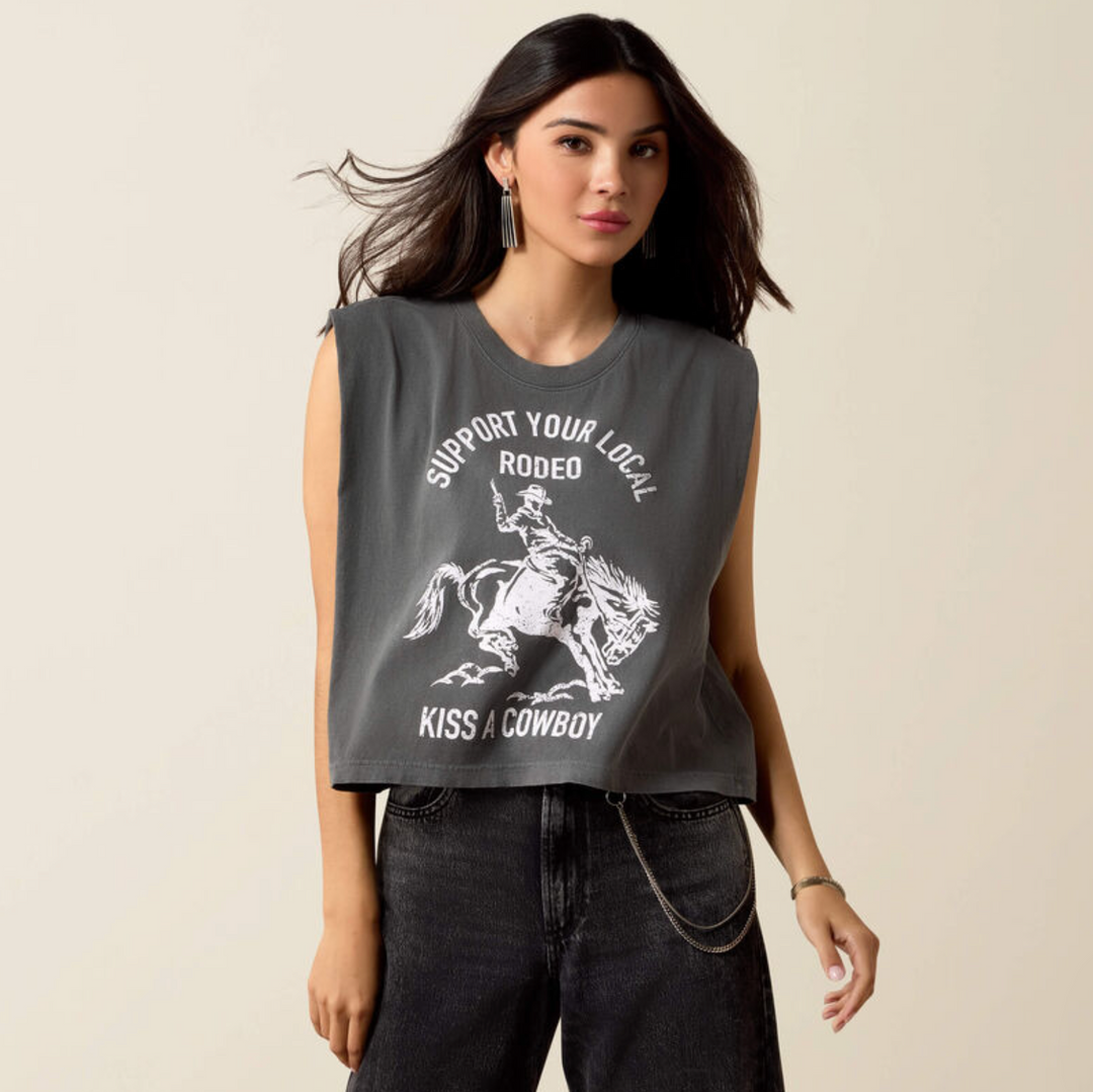 Ariat Women's Kiss a Cowboy Tee