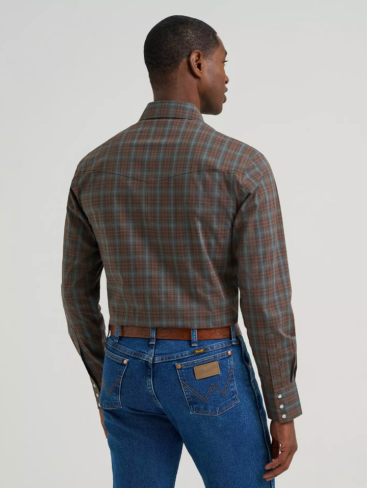 Wrangler Men's Wrinkle Resist LS Snap Shirt