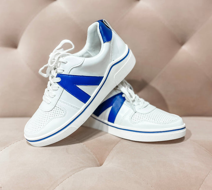 MIA Alta Sneakers