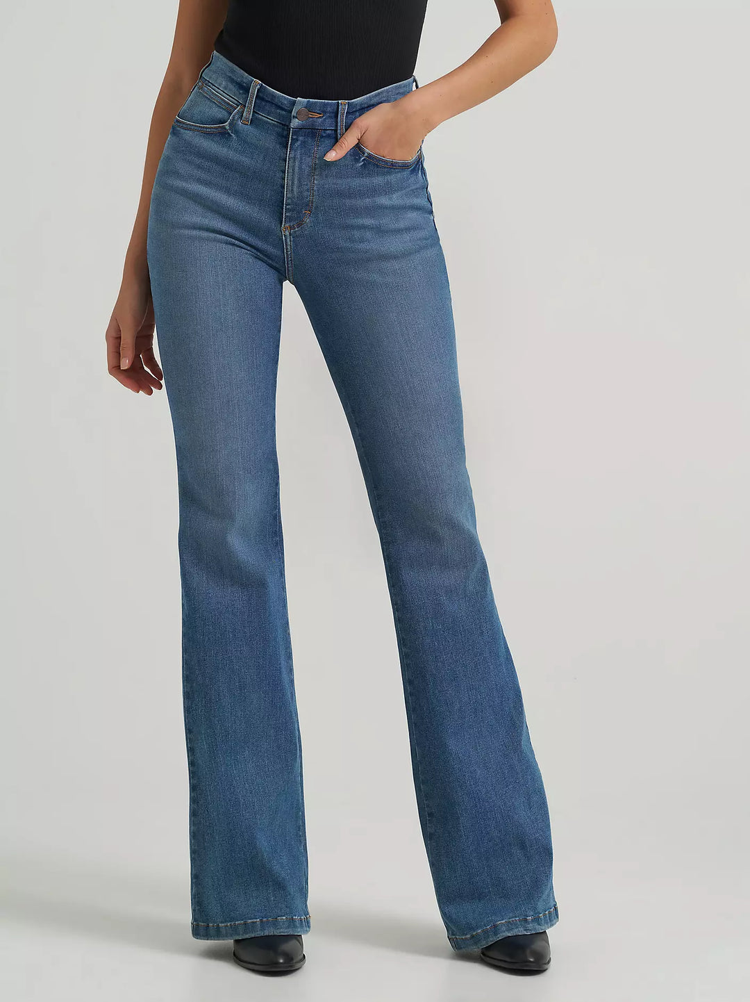 Wrangler Women's Bespoke Flare Jeans