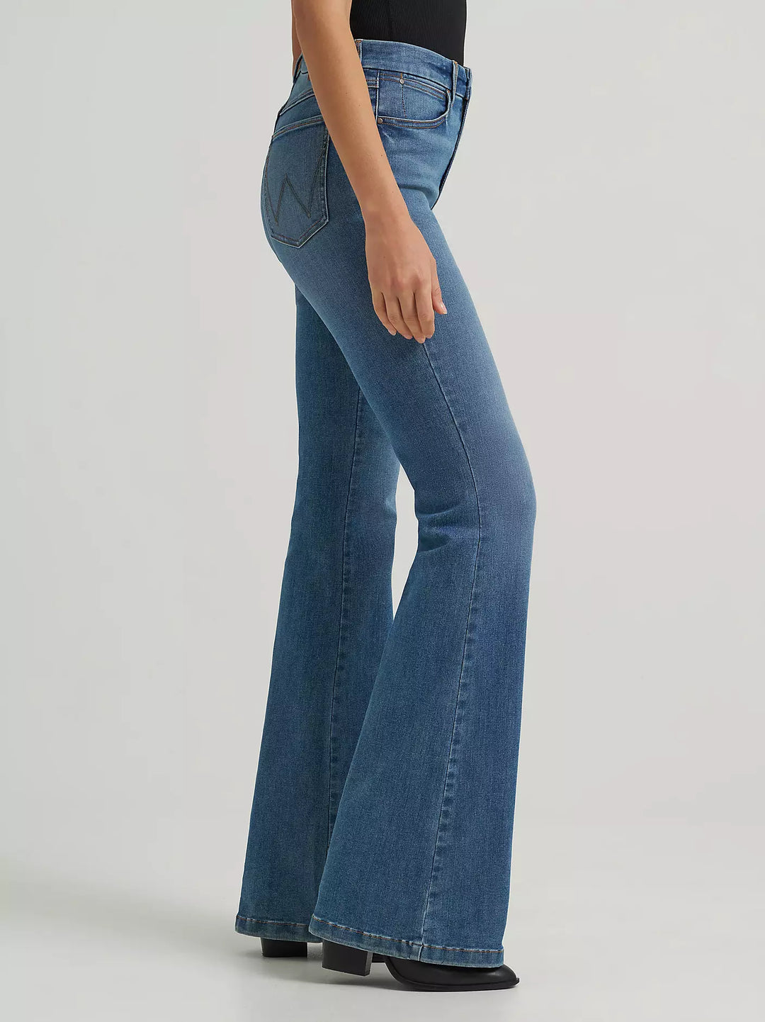 Wrangler Women's Bespoke Flare Jeans