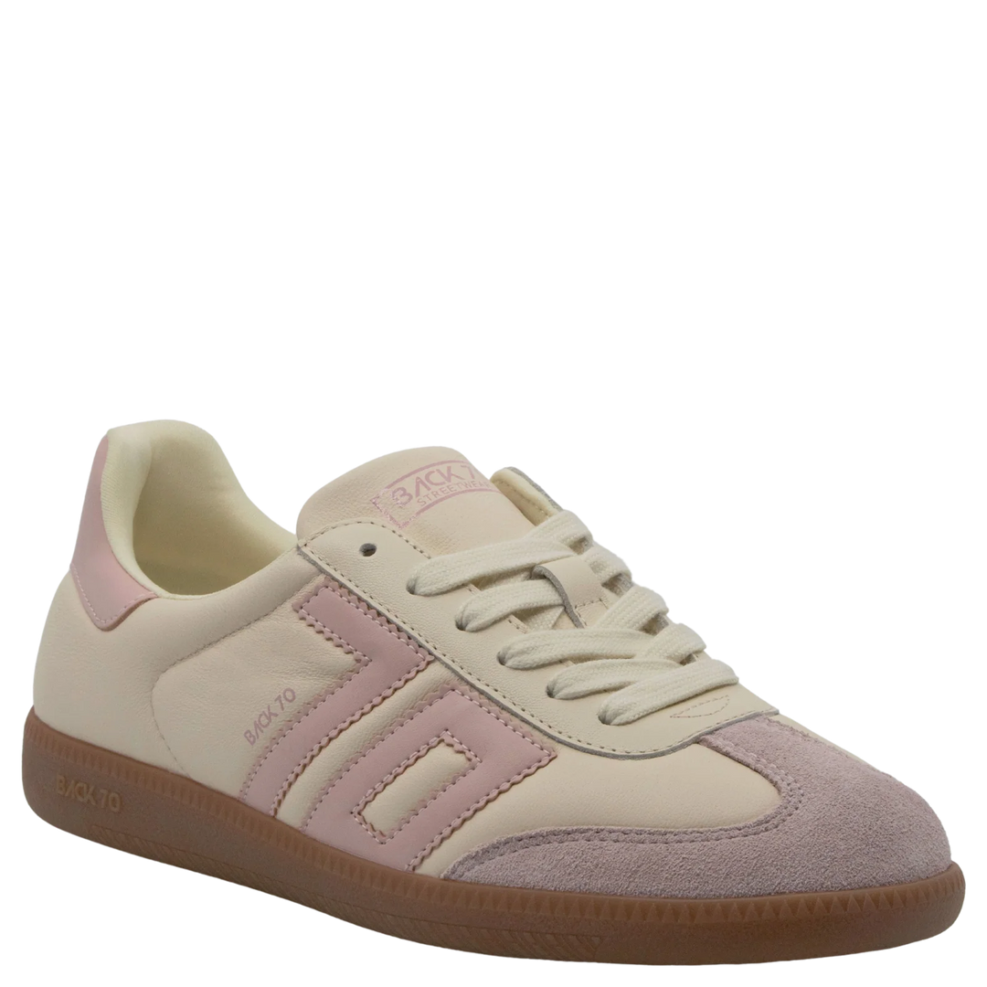 Back 70 Cloud D26 Sneakers