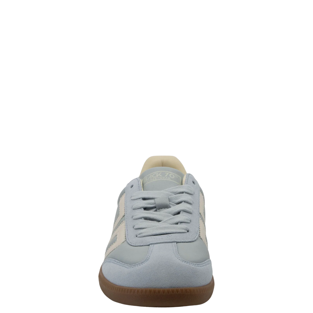 Back 70 Cloud D26 Sneakers