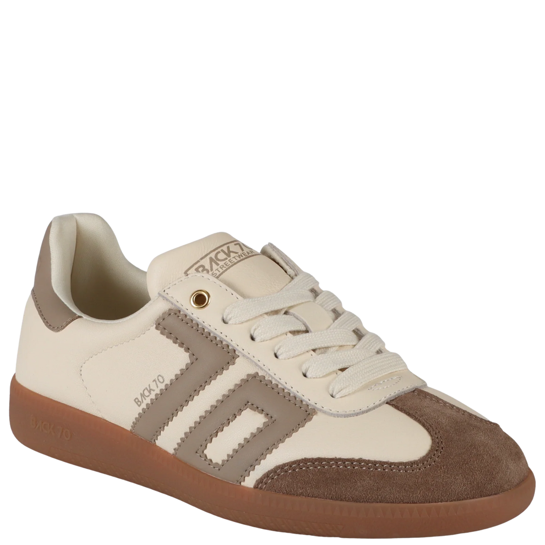 Back 70 Cloud NM Sneaker