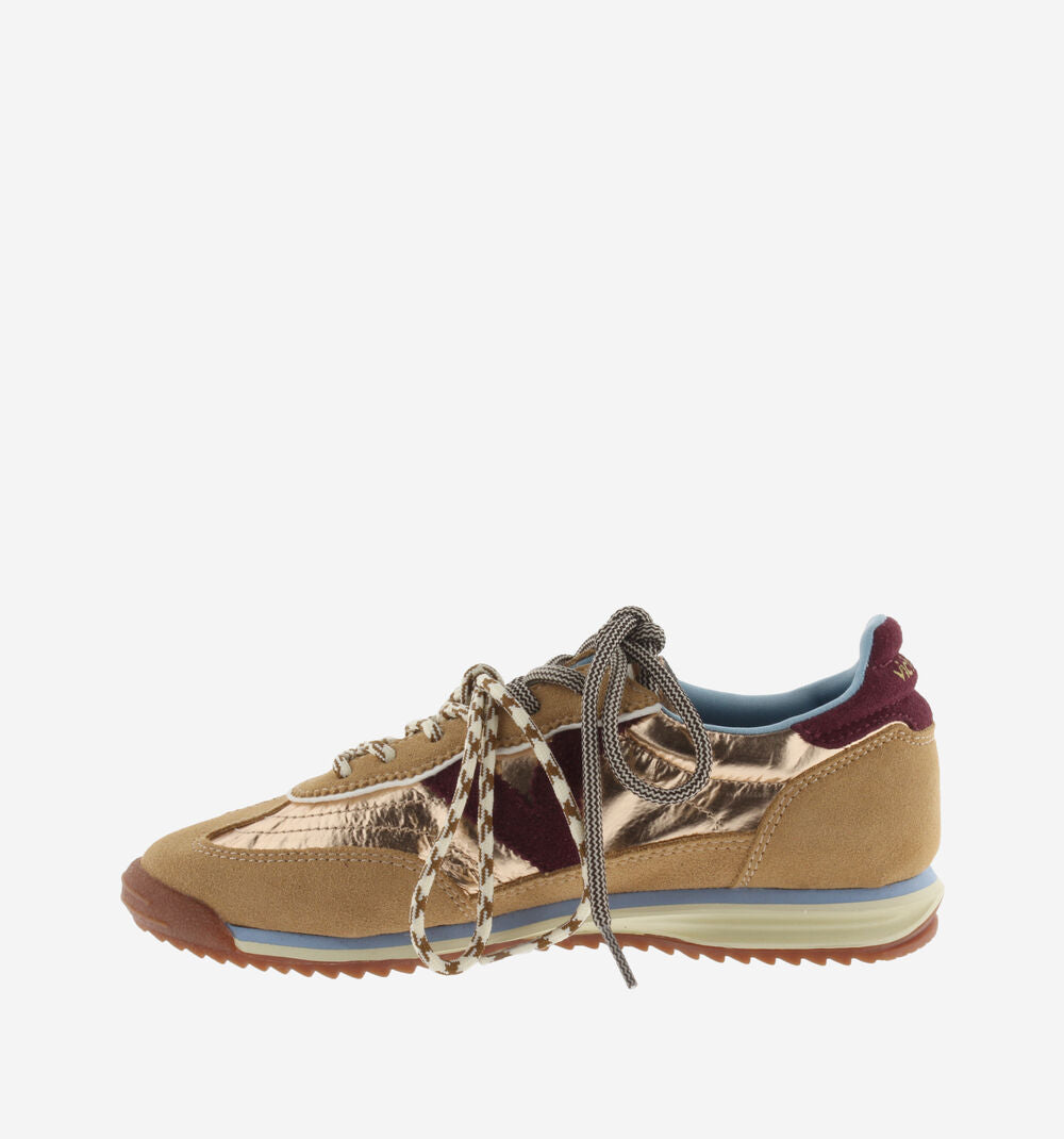 The Victoria Saturno Sneakers - Cuero