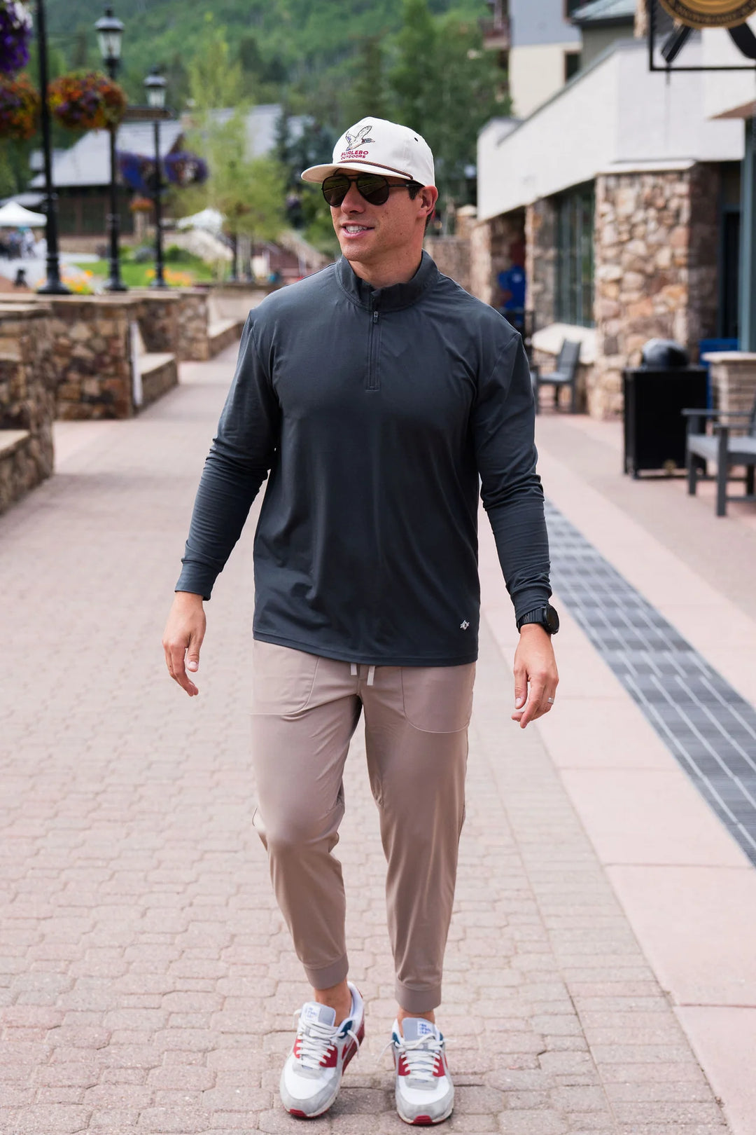 The Burlebo Performance Quarter Zip