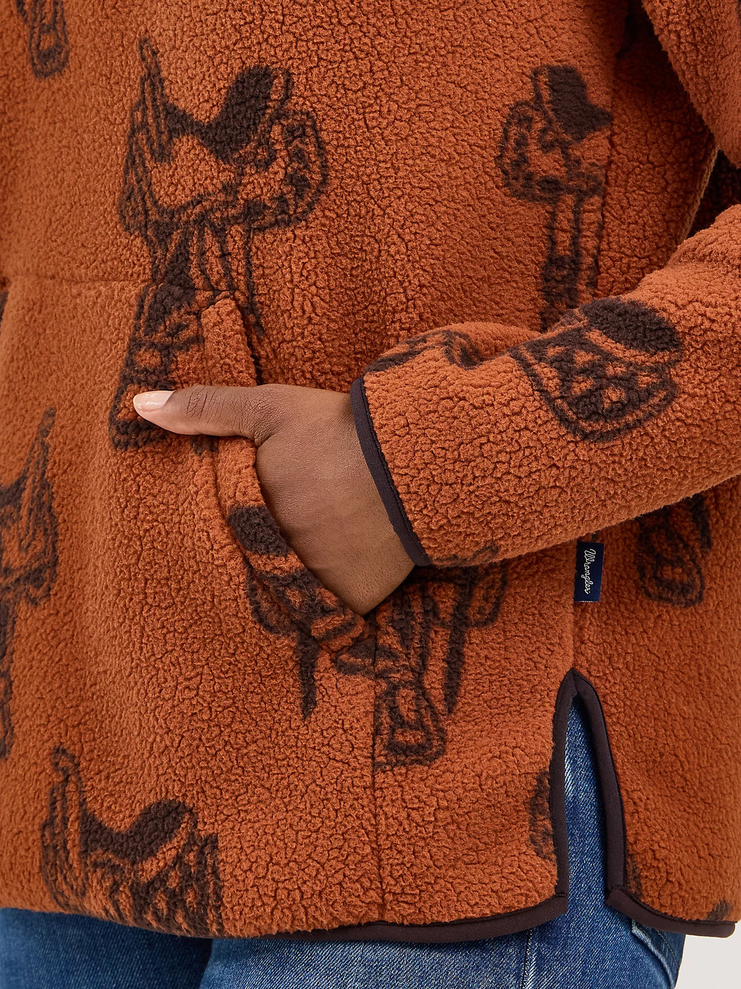 Wrangler® Retro Quarter Zip Sherpa Pullover