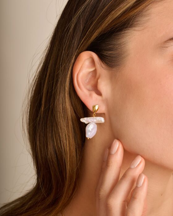 Katie Loxton Sol Pearl Earrings