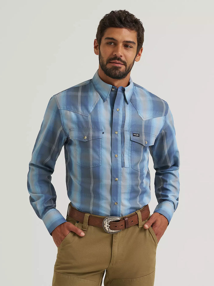 Wrangler Men's ATG Western Performance LS Shirt