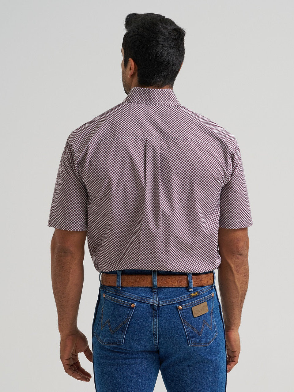 Wrangler Men's Relaxed Fit Classic SS Shirt
