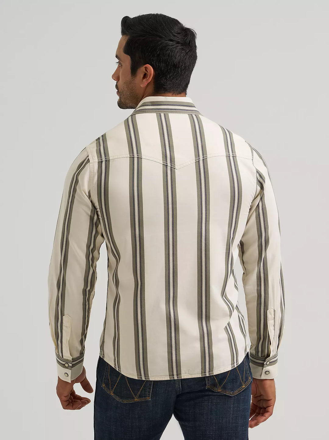Wrangler Men's Retro Premium Stripe Western Snap Shirt