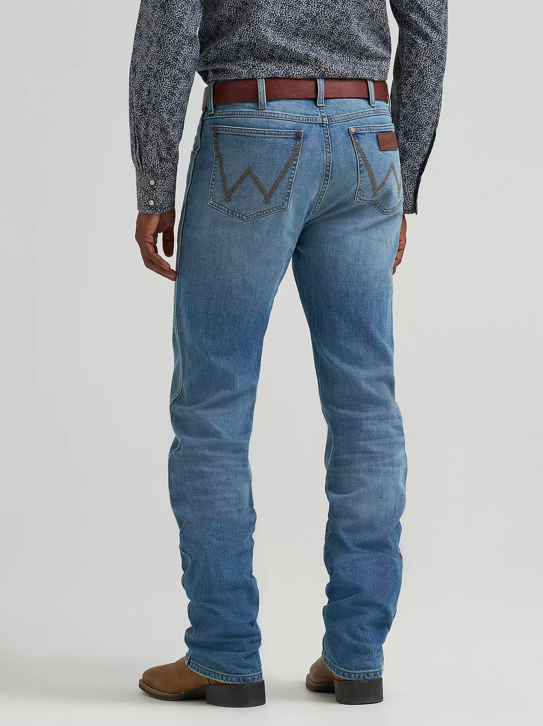 Wrangler Men's Retro Slim Fit Straight Leg Jeans