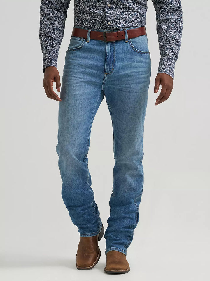 Wrangler Men's Retro Slim Fit Straight Leg Jeans