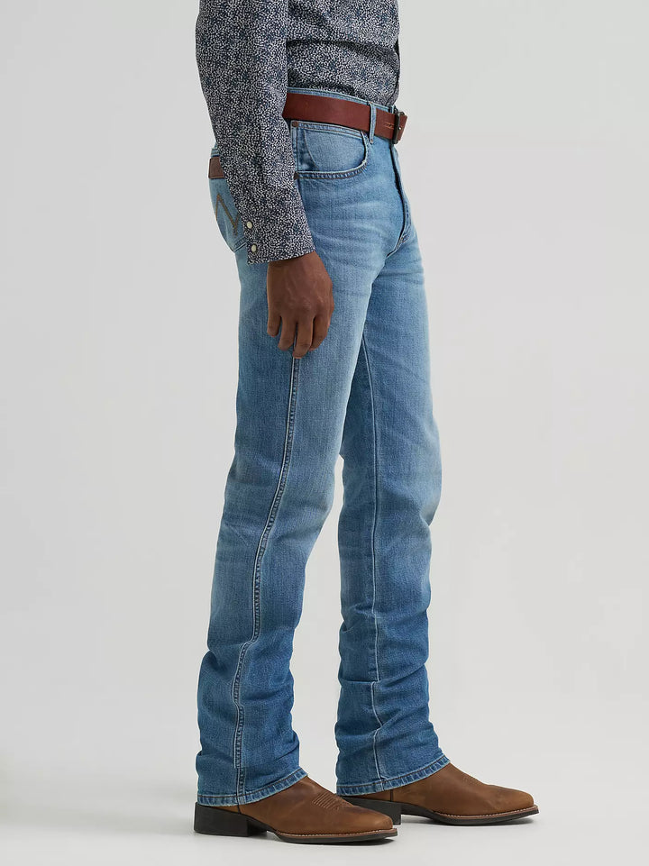 Wrangler Men's Retro Slim Fit Straight Leg Jeans