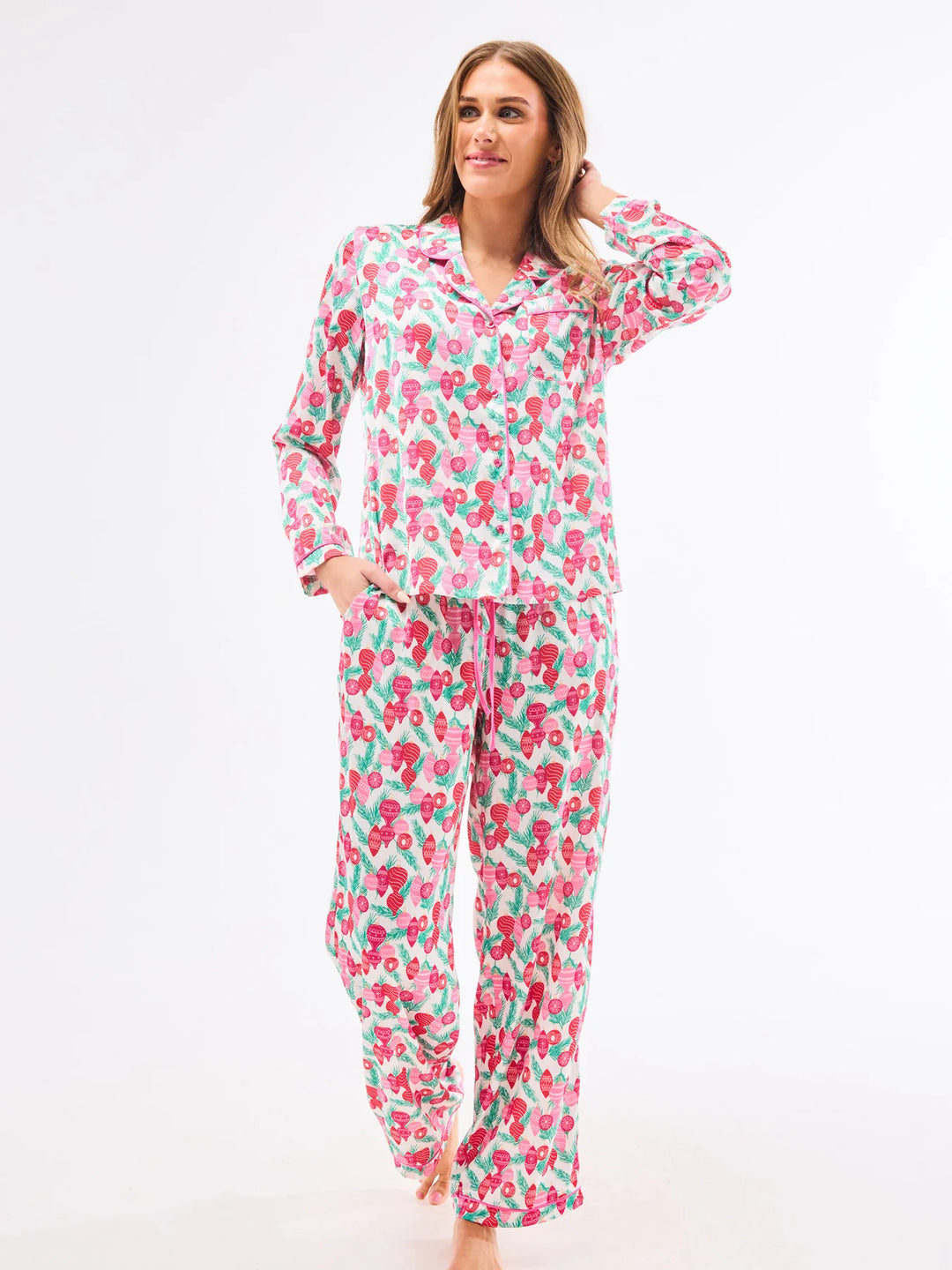 MS Charlotte Trim The Tree Pajama Set
