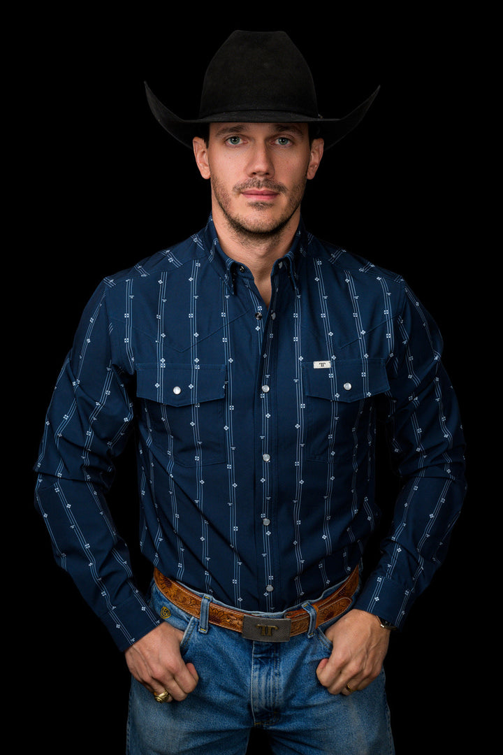 The Kaden Long Sleeve Pearl Snap Shirt